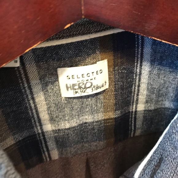 Selected from The Hudson Bay Co size17,5 - Picture 2 of 8